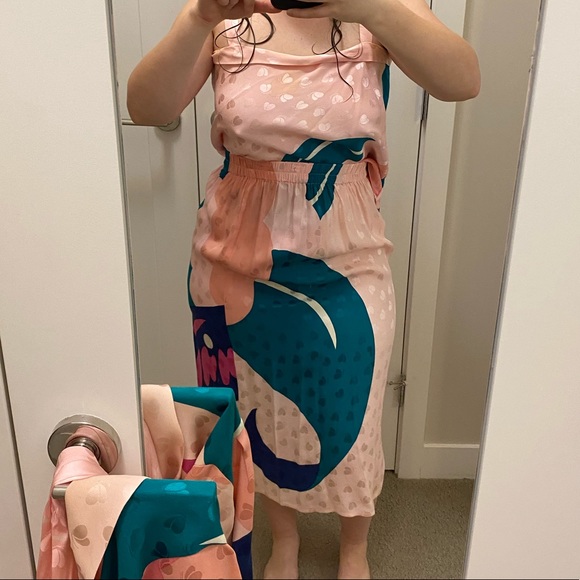 4 piece Pure Silk Butterfly Skirt Set - Picture 11 of 17